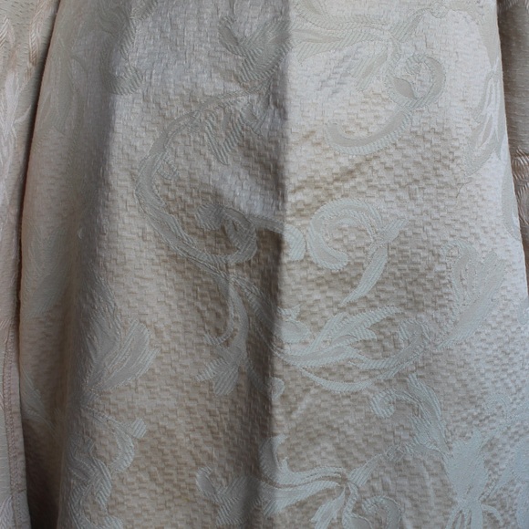 Spring ready Two piece suit - Picture 3 of 5